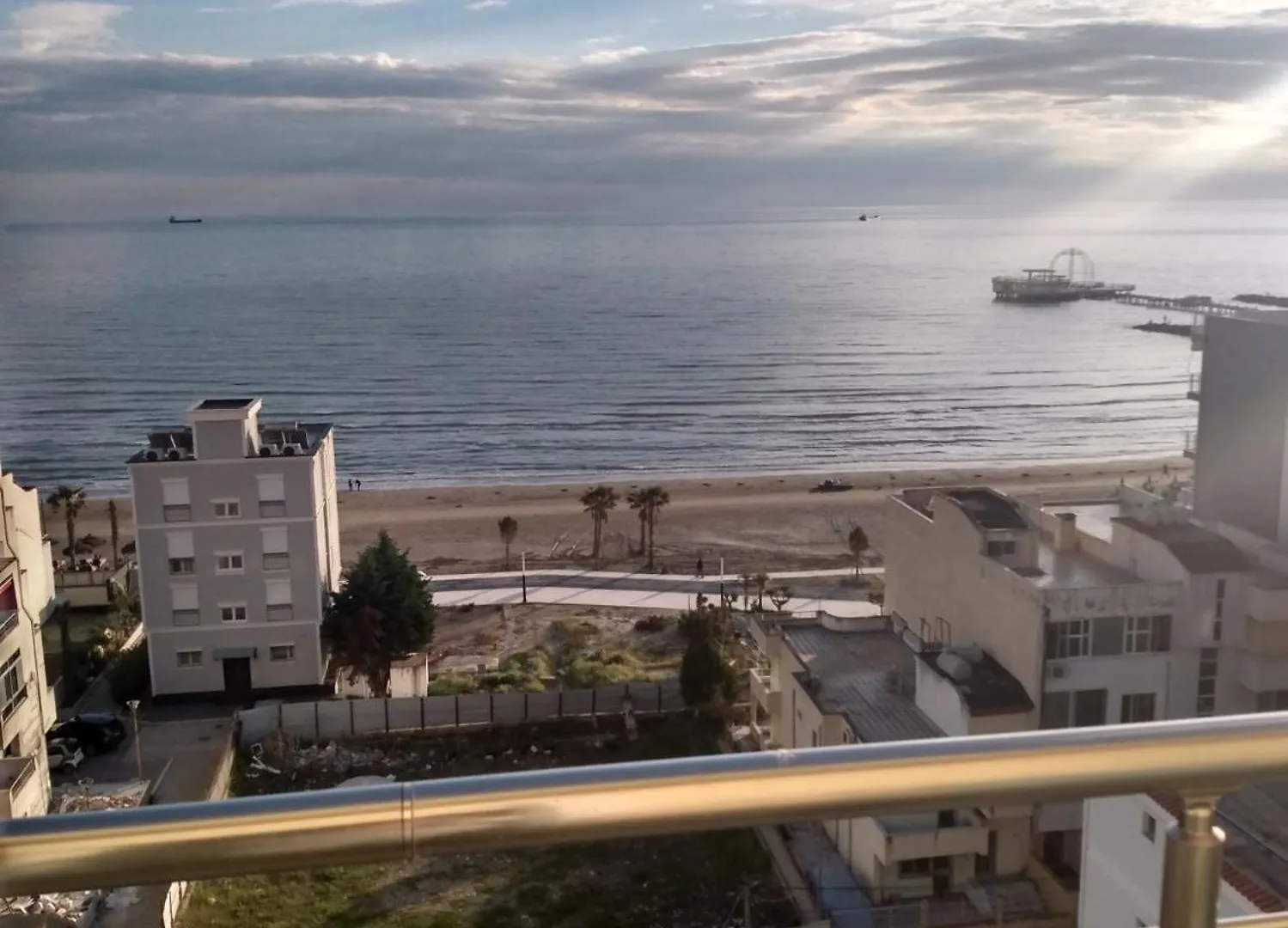 Seaview Apartment In Durres Beach, Albania -Elavator, Air-Condition, Internet Provided