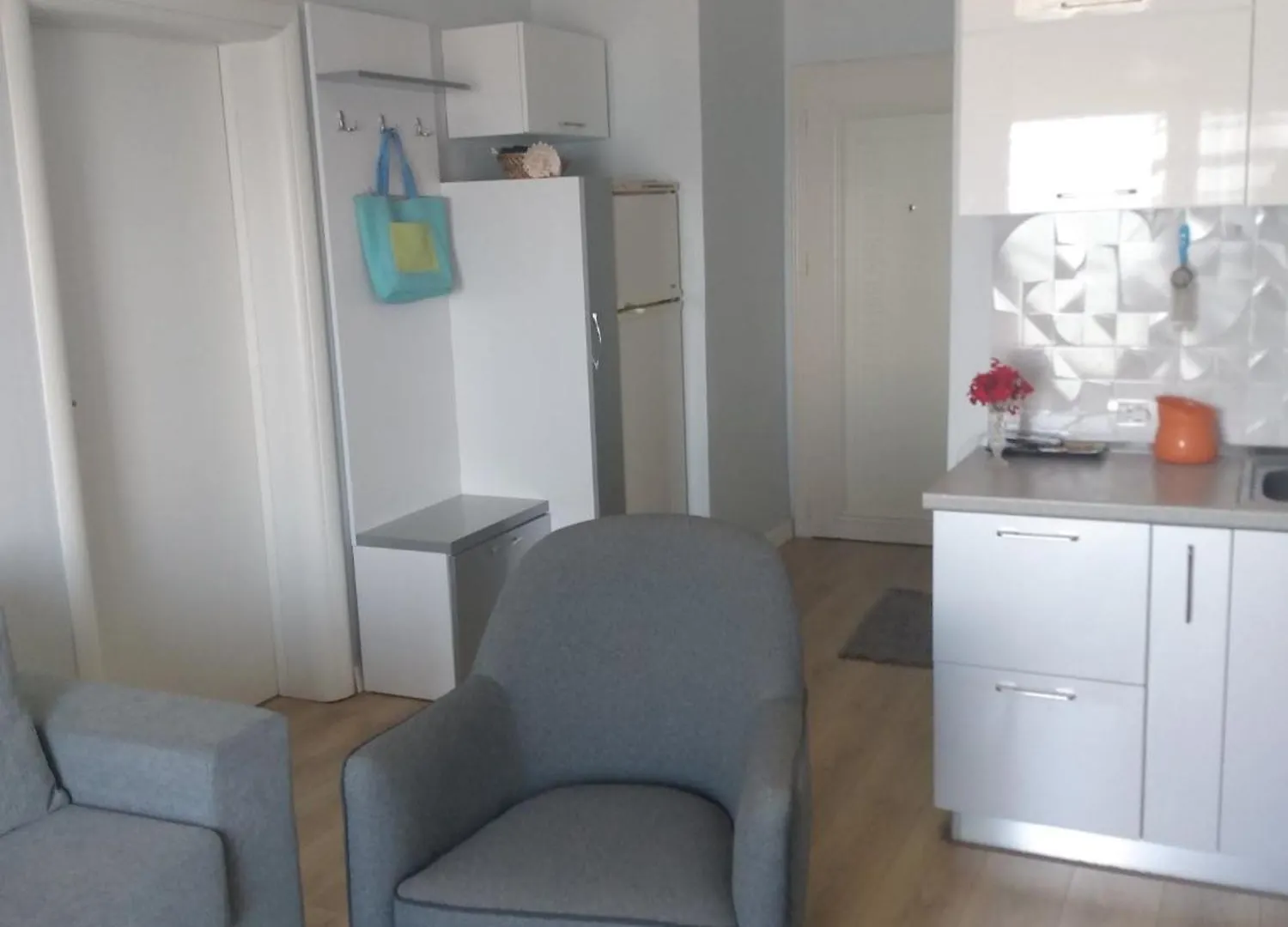 Seaview Apartment In Durres Beach, Albania -Elavator, Air-Condition, Internet Provided 0*,  Albania